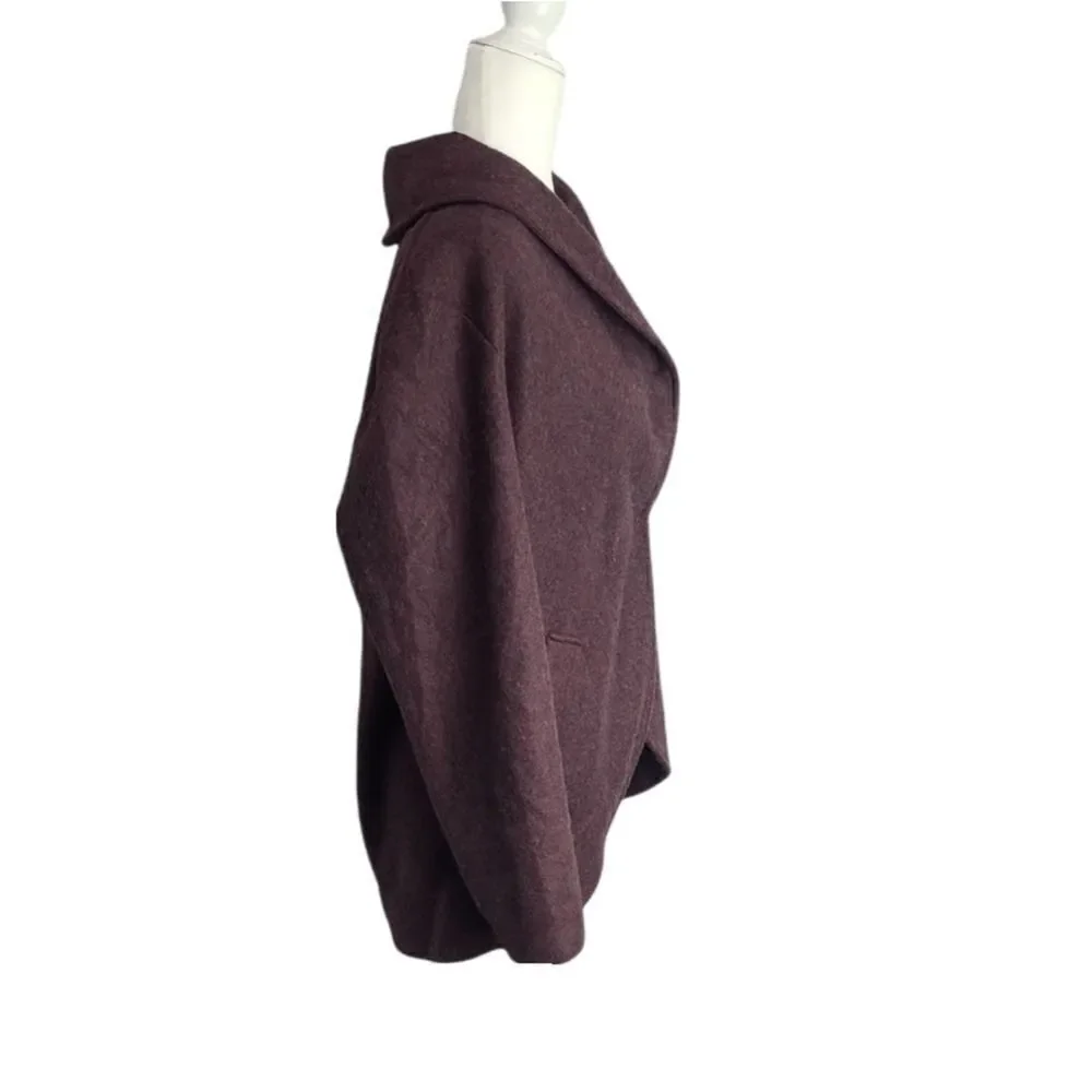 Lilka Women's Burgundy Solid Blazer Size Medium‎